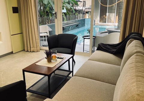Waves 1 BHK Suites by Jumbo Holidayz