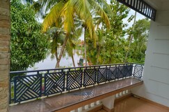 Veluthully Kayal Homestay, Alleppey Veluthully Kayal Homestay, Alleppey