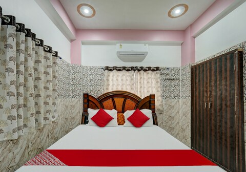 Hotel O Gaurav International