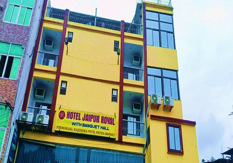 Hotel Jaipur Royal