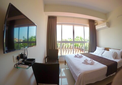 Octopus Luxury Apartment | Rooms with Wi-Fi