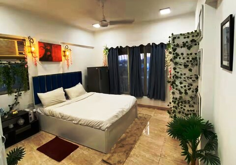 1Bhk cozy Comfort Near Juhu Mumbai