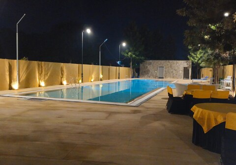 Shukrana Resort and Spa.