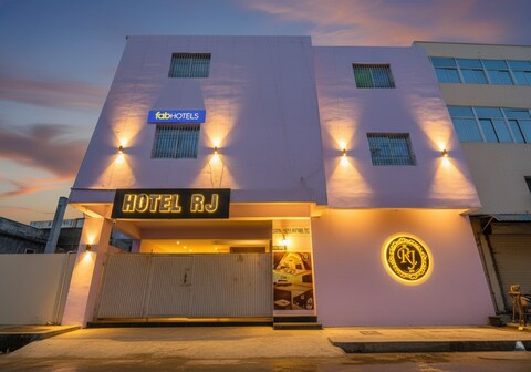 FabHotel RJ - Nr Patliputra Railway Station