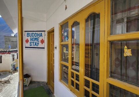 Buddha Homestay Kaza