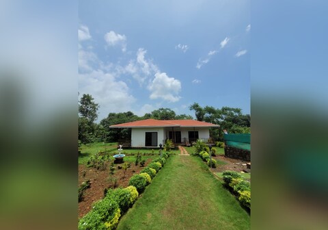 Reni Farmstay