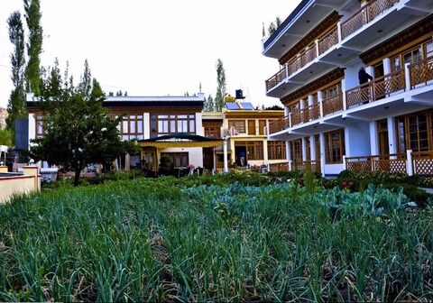 Hotel Naro