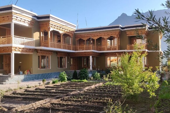 Himalayan Desert Villa Hunder