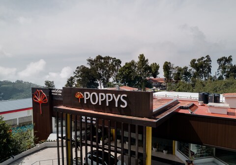 Poppys Pleasant Stay