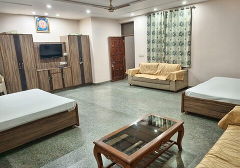 Vitthalesh Nikunj : A Homestay by MukutMani