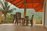 MEGUR HOMESTAY, Chikmagalur MEGUR HOMESTAY, Chikmagalur