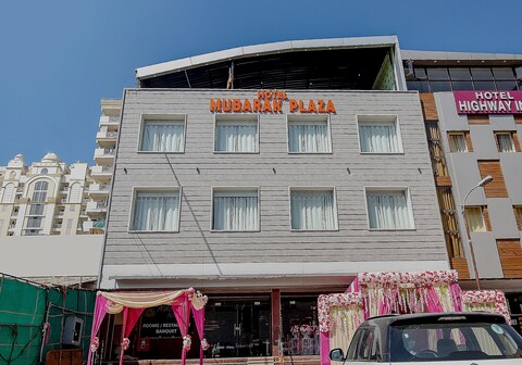 Hotel Mubarak Plaza
