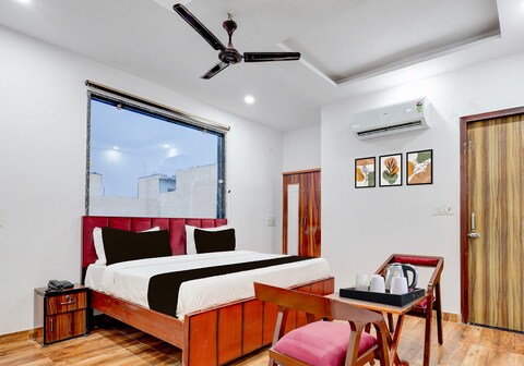 Townhouse Jhilmil Metro Station Formerly Legacy Residency