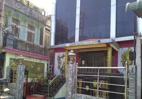 Hotel Nagaon Point