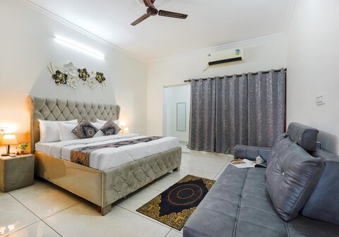 Las Vegas Party house by Aerogreen Homestay