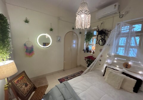 Cozy classic Bohemian house