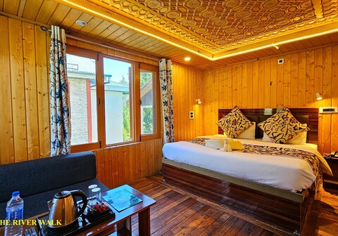 The Riverwalk Resort