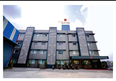 Shyanu Lords Eco Inn Airoli-Near Mindspace