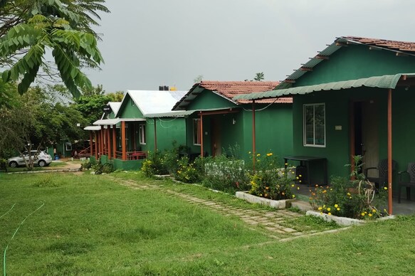 The Wild Farms By Gwestai