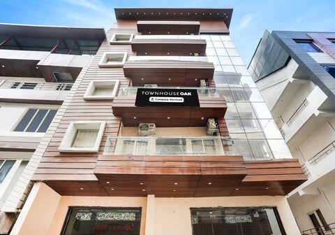 Townhouse Oak Tapovan