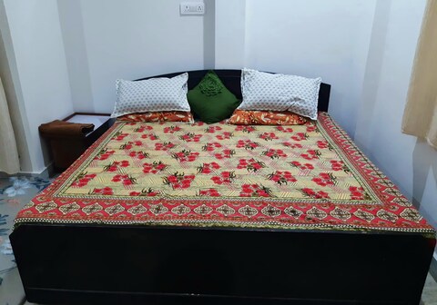 ALI BABA HOSTEL