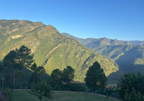 Vistaar Hotels & Resorts