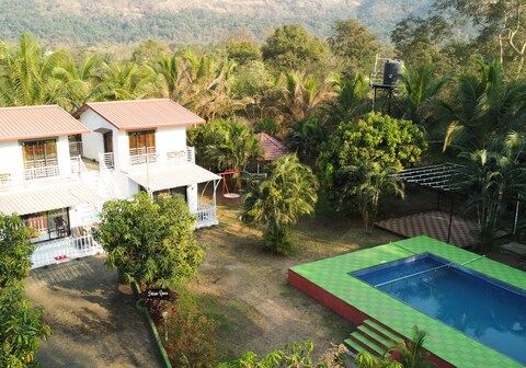 Sandys Kinjal Farm and Tents