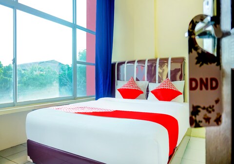 Hotel O Bukittinggi near Padang Luar formerly New Aedo