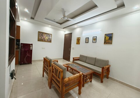 KUVERA Homestay