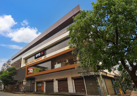 Super Hotel O Krishna Regency