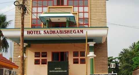 Hotel Sadhabishegam
