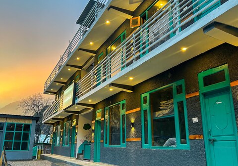 Traverse Hostel Kasol