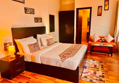 Vrindavan Dham by Sudhir Shakya