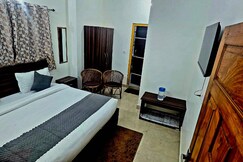 SR View Valley : Bhimtal lake, Bhimtal SR View Valley : Bhimtal lake, Bhimtal