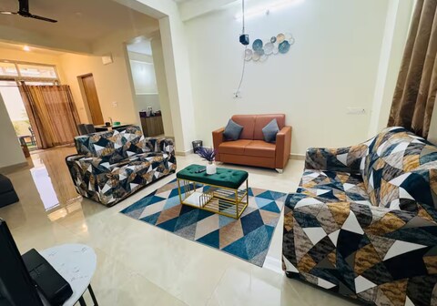 Netflix and Chill: Projector Penthouse In Kondapur