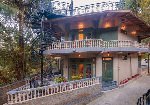 Villa 360 by VEO - Part of StayVista