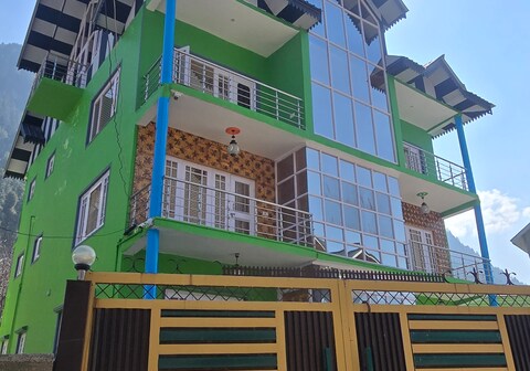 Hotel pahalgam star
