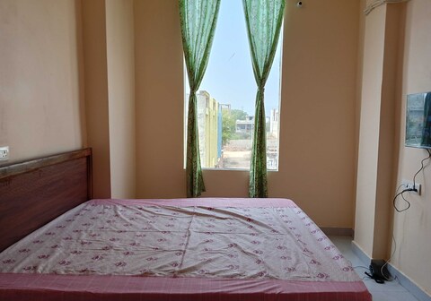 Hotel O Chainbai Palace