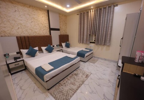 RADHEY KRISHNA PAYING GUEST HOUSE