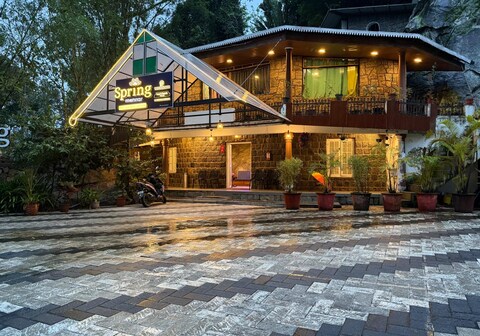 Spring Muunnar