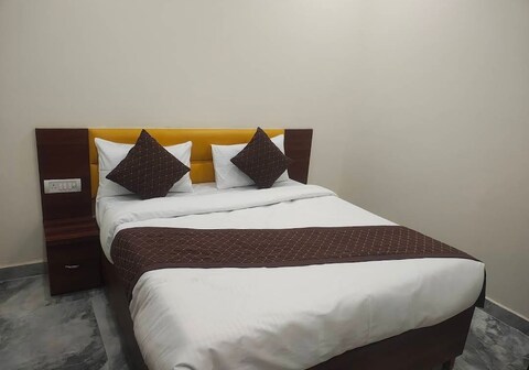 The Om palace home stay