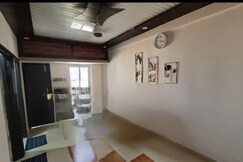 Happy Place  Indipendent flat 1BHK Hall   kitchen, Lucknow Happy Place  Indipendent flat 1BHK Hall   kitchen, Lucknow