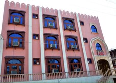 Pink Palace Guest House, Jaipur Pink Palace Guest House, Jaipur