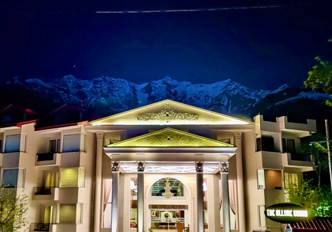 The Allure Grand A Majestic Riverside Retreat