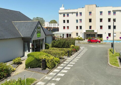 B&B HOTEL Saint-Witz Roissy