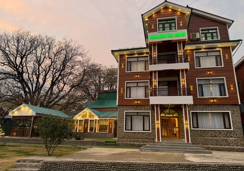 Himalayan Hill Resorts