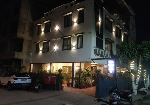 Wishotel Xpress 7 Eleven