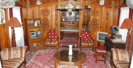 Houseboat White Horse, Srinagar Houseboat White Horse, Srinagar