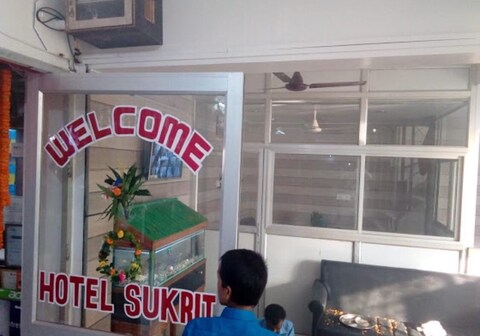 HOTEL SUKRIT