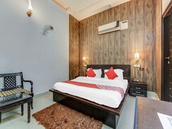 OYO 27999 Hotel Deep, Sirsa OYO 27999 Hotel Deep, Sirsa